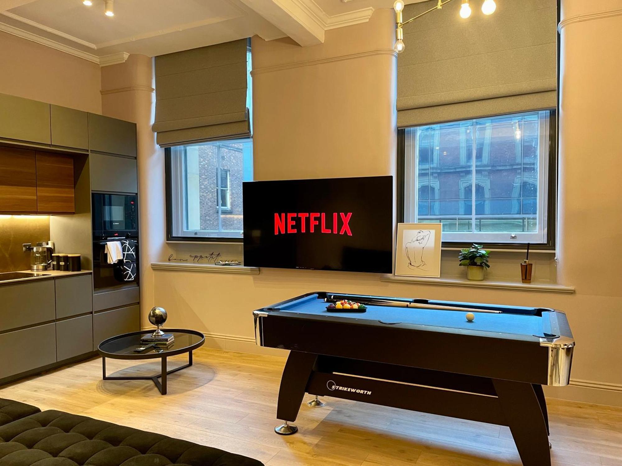 Stunning 2 Bed Apartment In Greater Manchester Bagian luar foto
