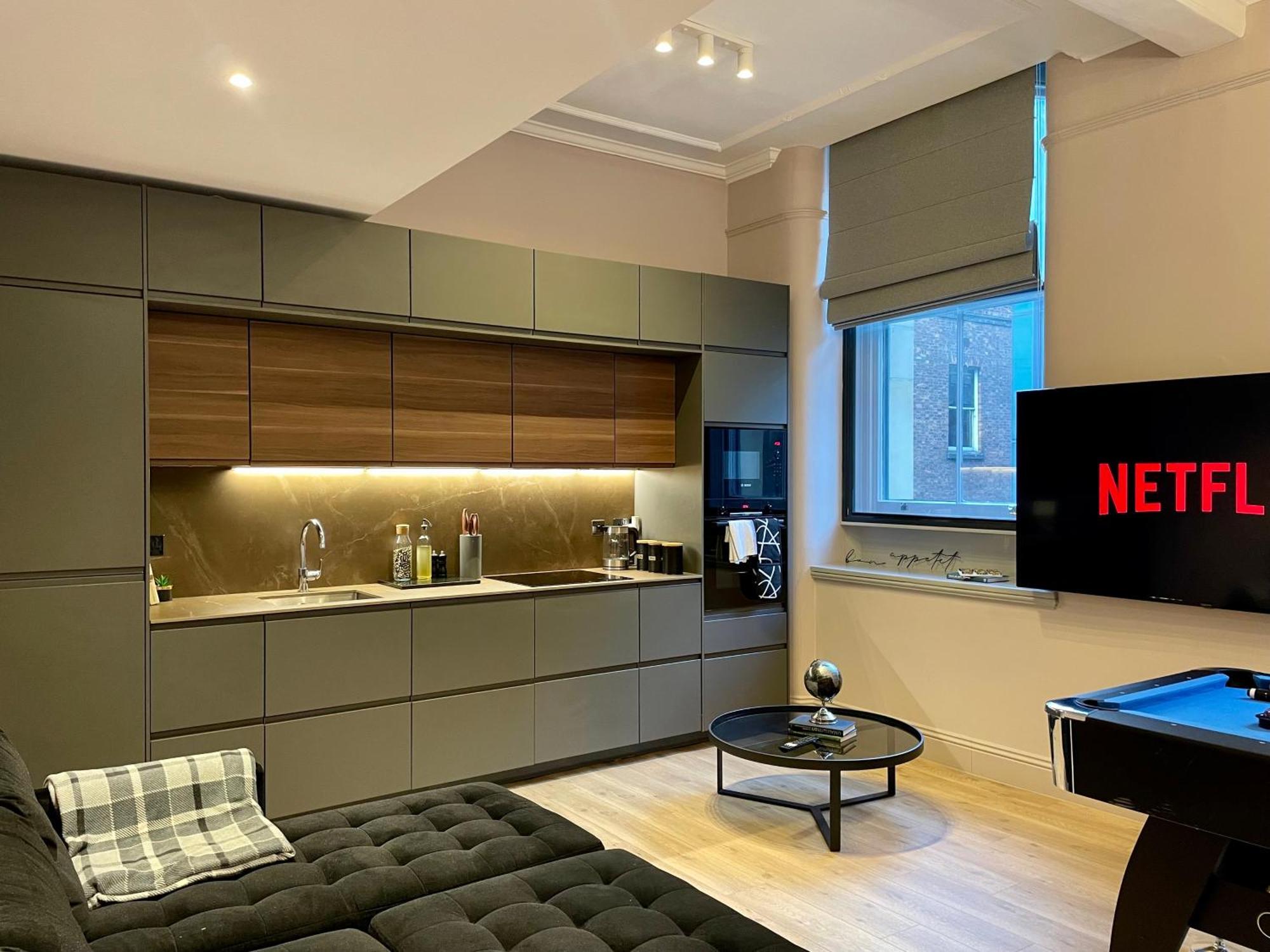 Stunning 2 Bed Apartment In Greater Manchester Bagian luar foto