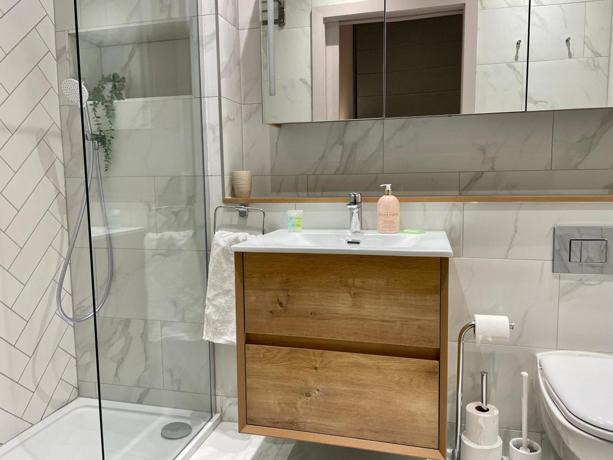 Stunning 2 Bed Apartment In Greater Manchester Bagian luar foto
